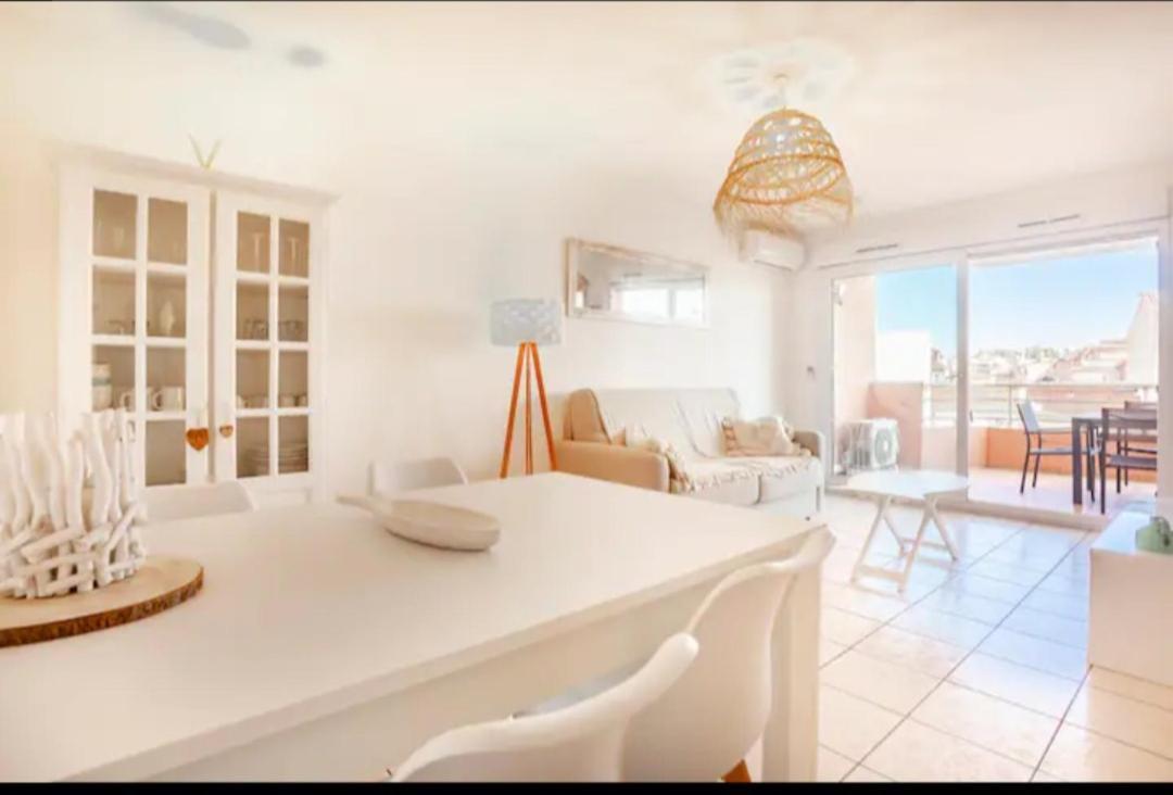 T2- Terrasse- Vue Degagee -centre Ville-tout A Pieds- L Imperial Apartamento *